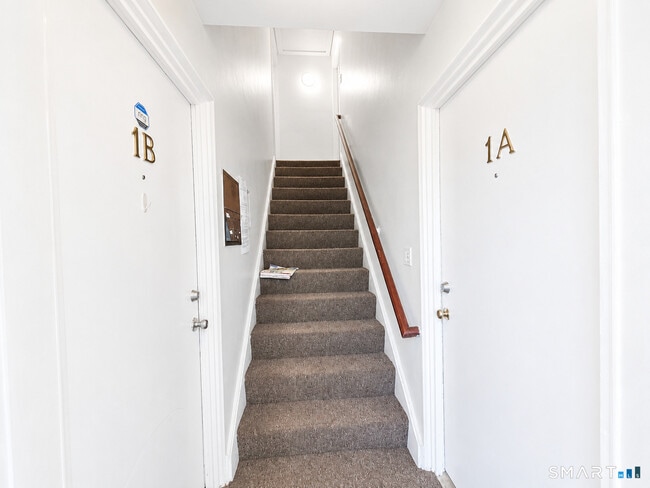 Building Photo - 29G Clarmore Dr