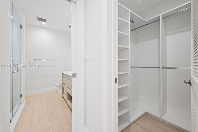 Building Photo - 126 Antiquera Ave