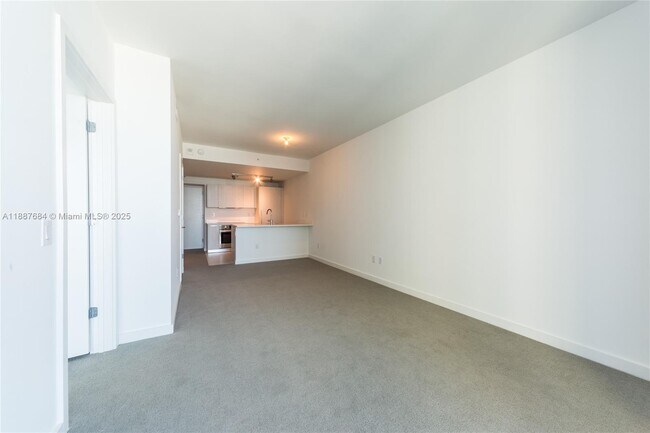 Building Photo - 501 NE 31st St