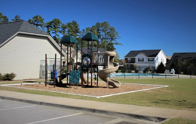 Building Photo - 423 Kingsley View Rd