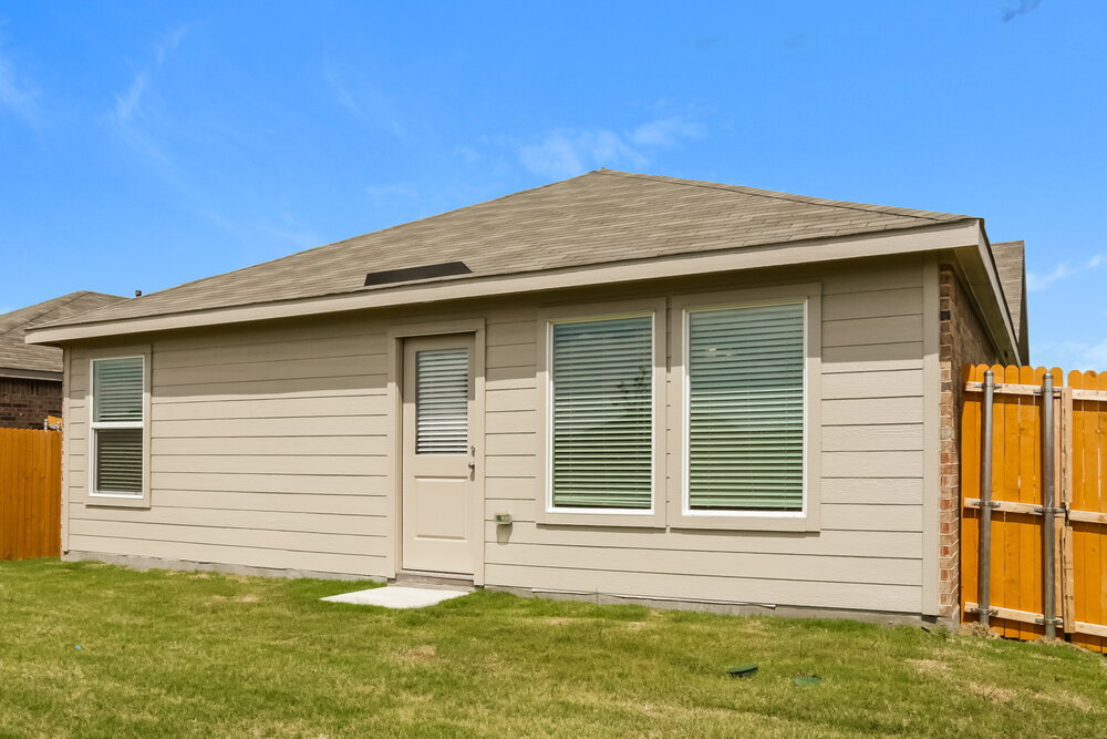 Building Photo - 1725 Crossbill St