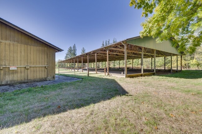 Building Photo - Mid Century Charming Bothell Retreat on 10...