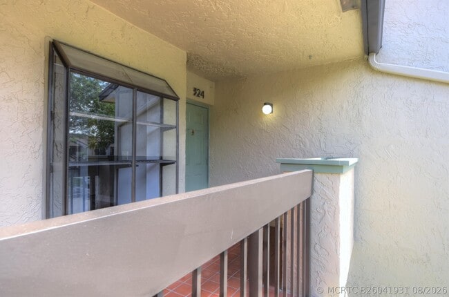 Building Photo - 5087 Oakhill Ln