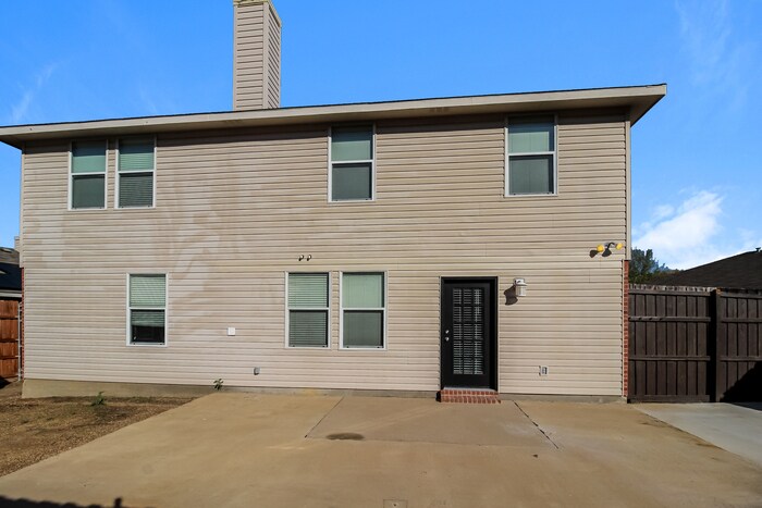 Building Photo - 1321 Scenic Hills Dr