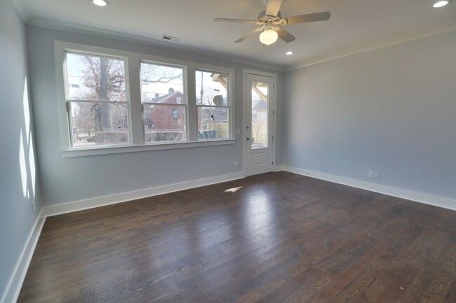 Building Photo - 628 Shelby Ave
