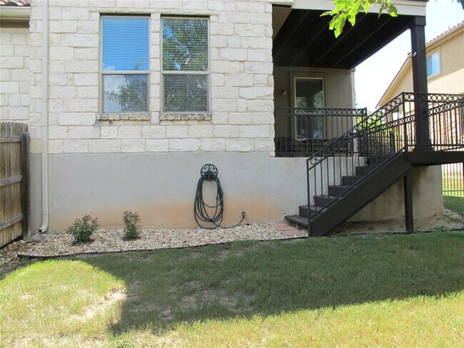 Building Photo - 509 S Meadowlark St