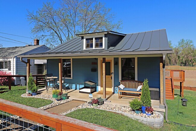 Primary Photo - Beautifully Restored Belmont Gem
