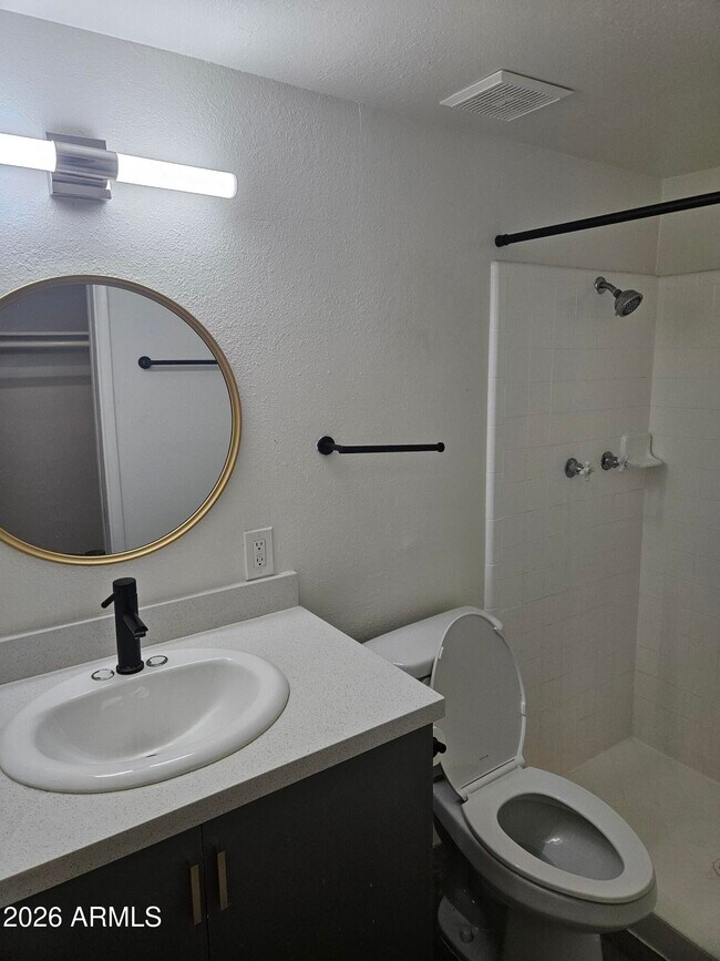 Building Photo - 2336 N 46th St