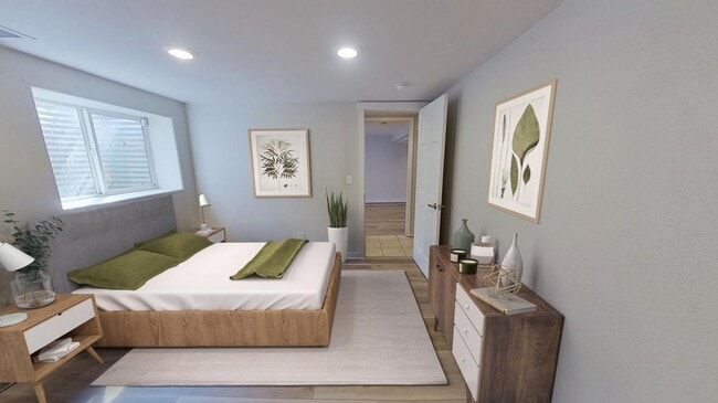 Building Photo - 2698 S Jasmine St