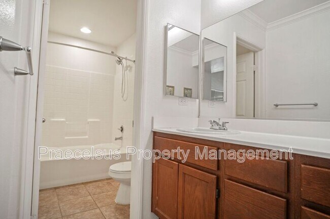 Building Photo - 1857 Monaco Dr