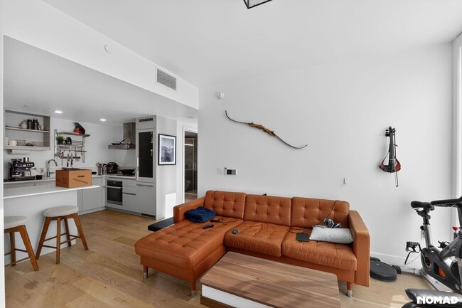 Building Photo - Charming 1BR / 1BA Condo in Nob Hill