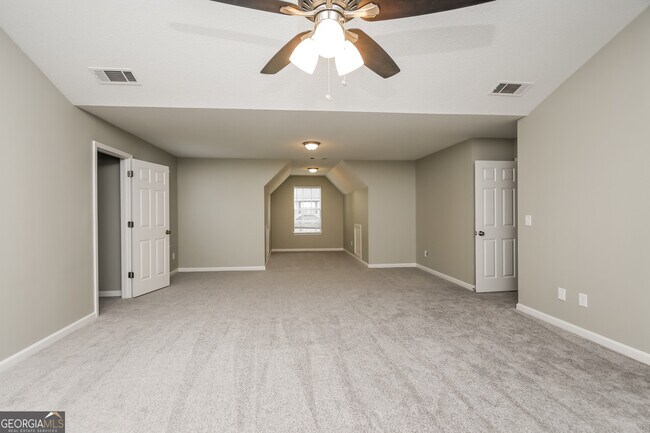 Building Photo - 6854 Fireside Ln