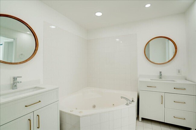 Building Photo - 9805 NW 52nd St