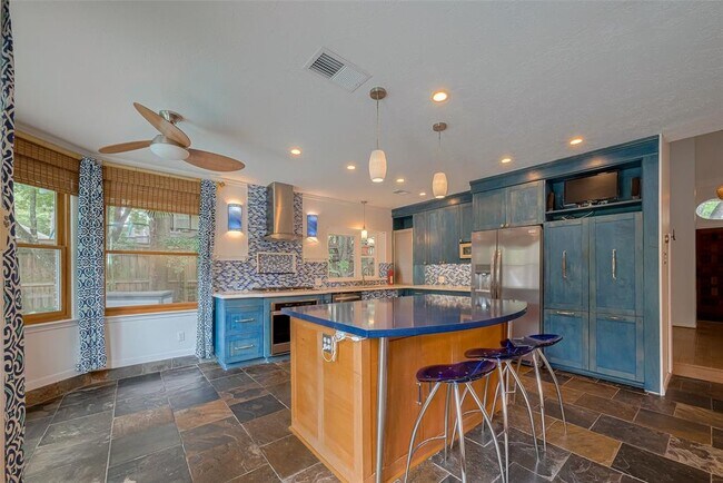 Building Photo - 3614 Spring Arbor Way