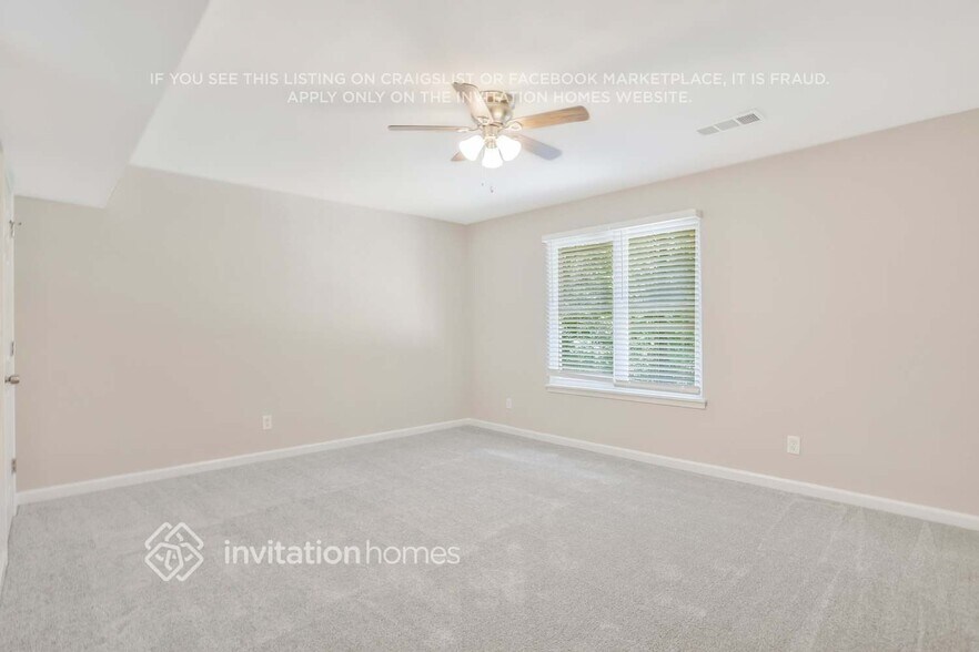 Building Photo - 1356 Gray Rock Dr