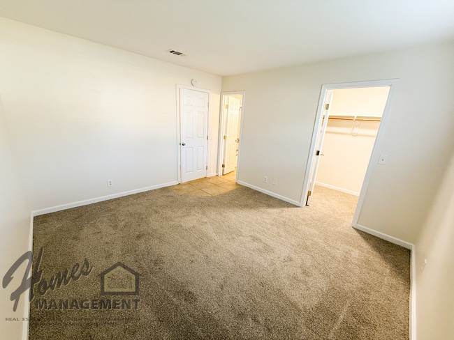 Building Photo - Homes Management - 4 Bed, 2 Bath House on Cul-de-Sac