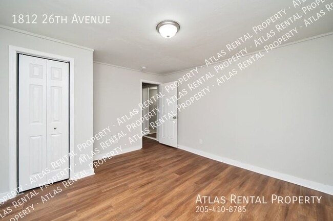 Building Photo - 1812 26th Ave