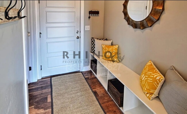 Building Photo - 7478 N Hutch Ln