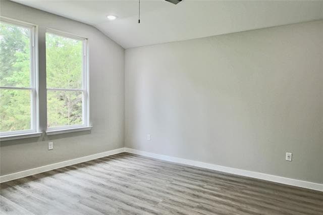 Building Photo - 851 Welch Ln