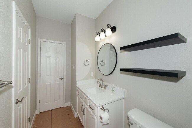 Building Photo - 141 Kype Cove