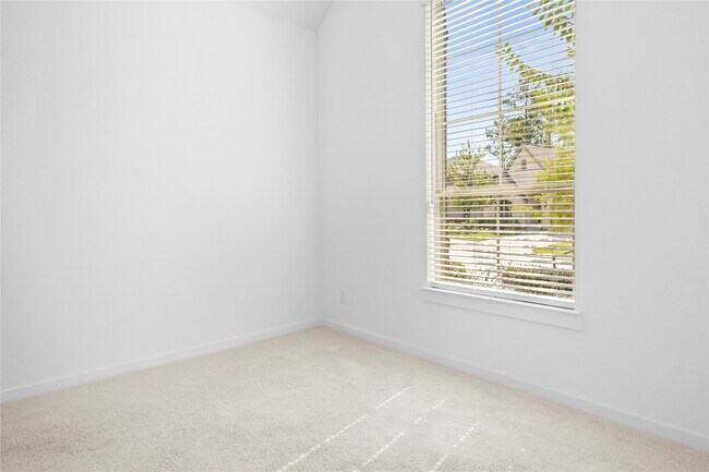 Building Photo - 17127 Crimson Crest Dr