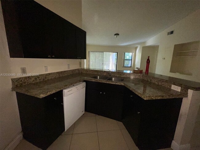 Building Photo - 9999 Summerbreeze Dr