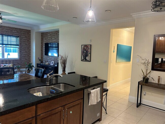 Building Photo - 226 N Latitude Cir