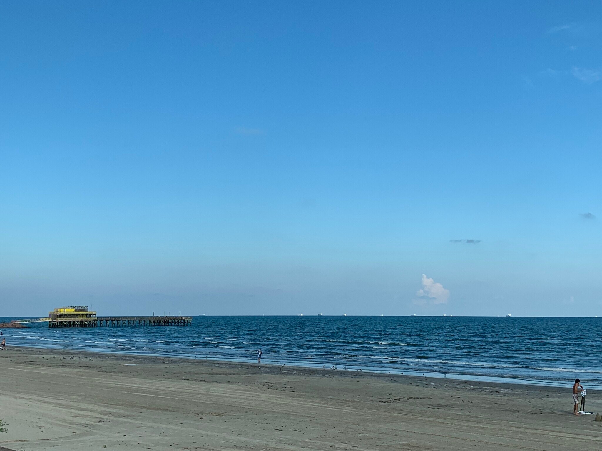 Galveston Beach Bungalow for Rent. Fully Furnished. ALL BILLS INCLUDED IN RENT. Duplex. Beach is only 4 blocks away! Lower unit, #B. - 4408 Avenue S 1/2