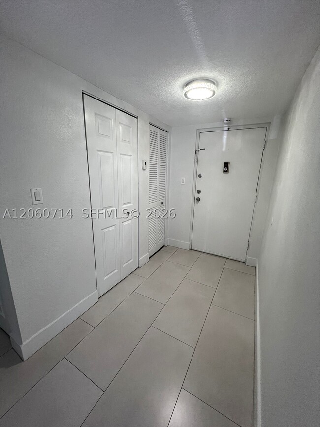 Building Photo - 9520 SW 8th St