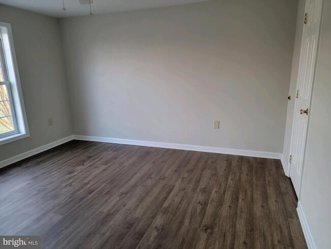 Building Photo - 19688 Mulberry Knoll Rd