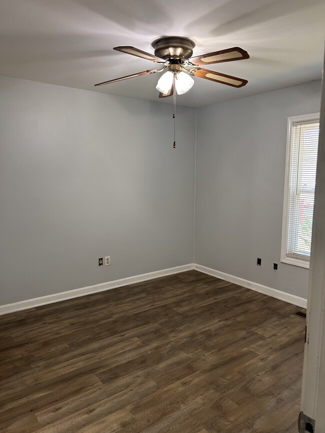 Building Photo - 4618 Iron Cir