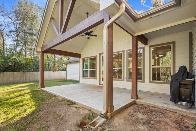 Building Photo - 12140 Goliad Ln