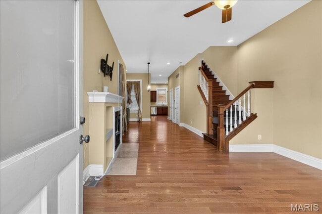 Building Photo - Benton Park home.