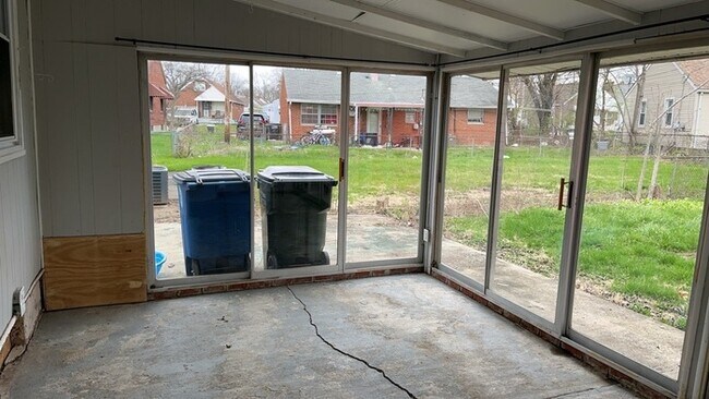 Building Photo - 1460 Kipling Dr