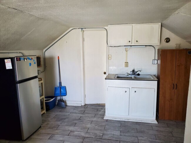 Building Photo - 1312 N New York Ave