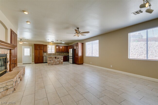 Building Photo - 2255 Calistoga Ct