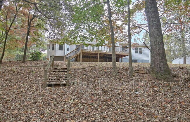 Building Photo - 150 Drennan Dr