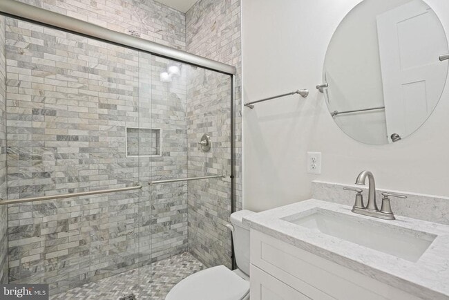 Building Photo - 922 Waterview Dr