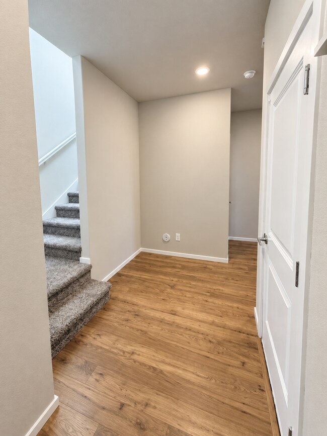 Building Photo - 8218 S Allora Ct