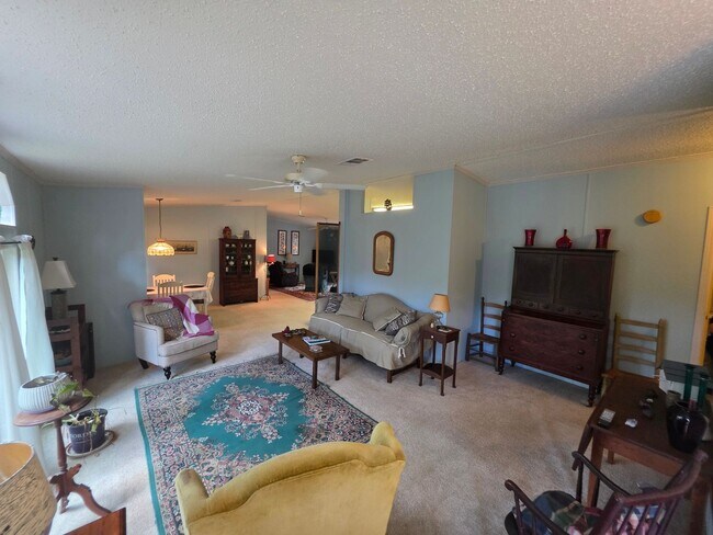 Building Photo - Hidden Gem - Vacation Home