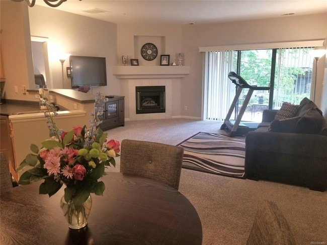 Building Photo - 7394 S Alkire St