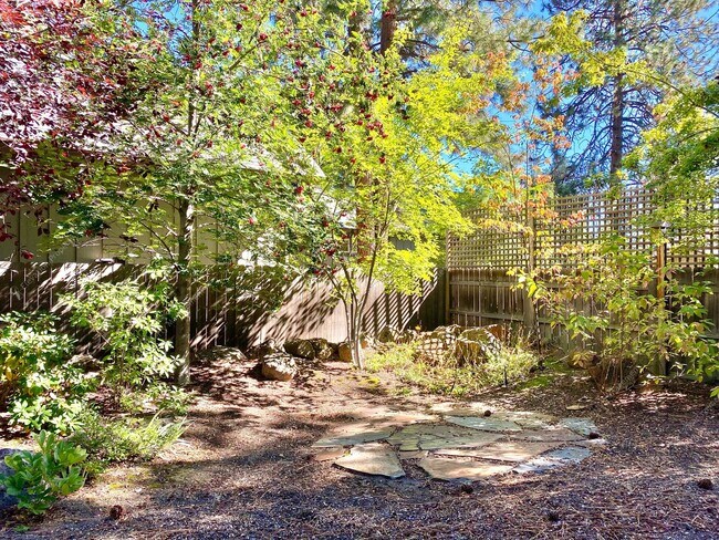 Building Photo - West Hills Gem with Timeless Charm and Mod...