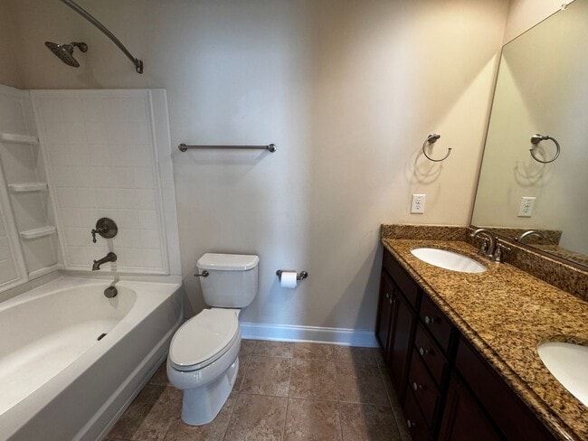 Building Photo - 5042 Wyngate Village Dr