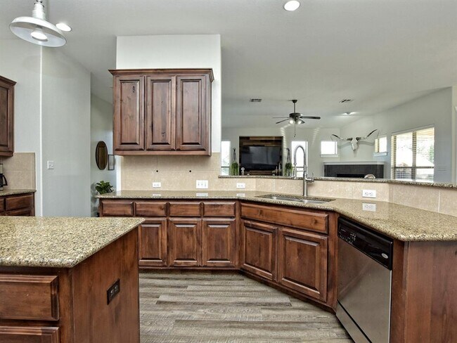 Building Photo - 214 Rivulet Ln
