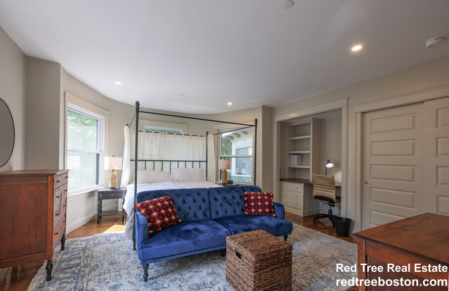 Building Photo - 44 Winslow Rd