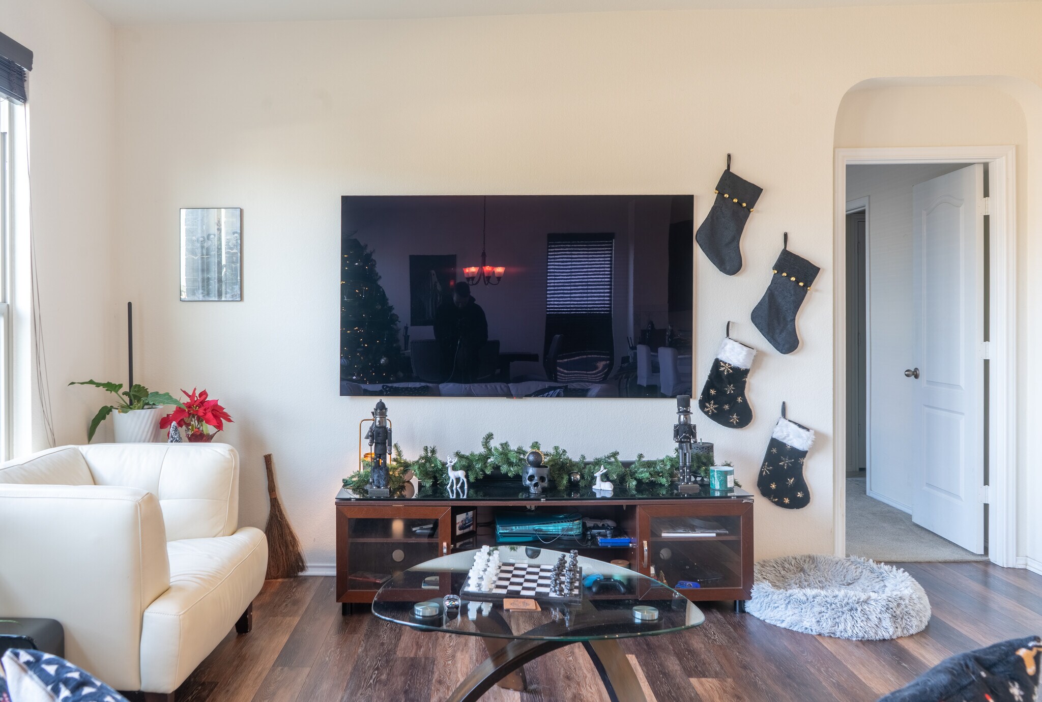 Building Photo - 14101 James Garfield St