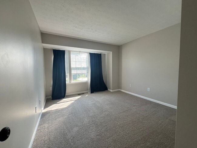 Building Photo - Charming 3-Bedroom Home with Modern Upgrad...