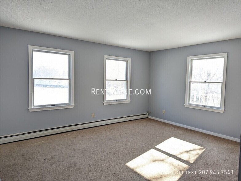 Building Photo - 114 Main Rd S