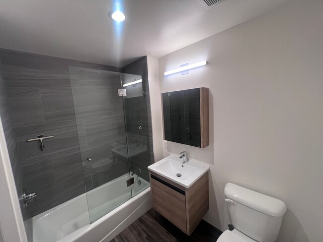 Building Photo - Epic REA - Newly Modern  2BR + 2BA in the ...