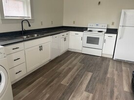 Building Photo - 3425 Kutztown Rd